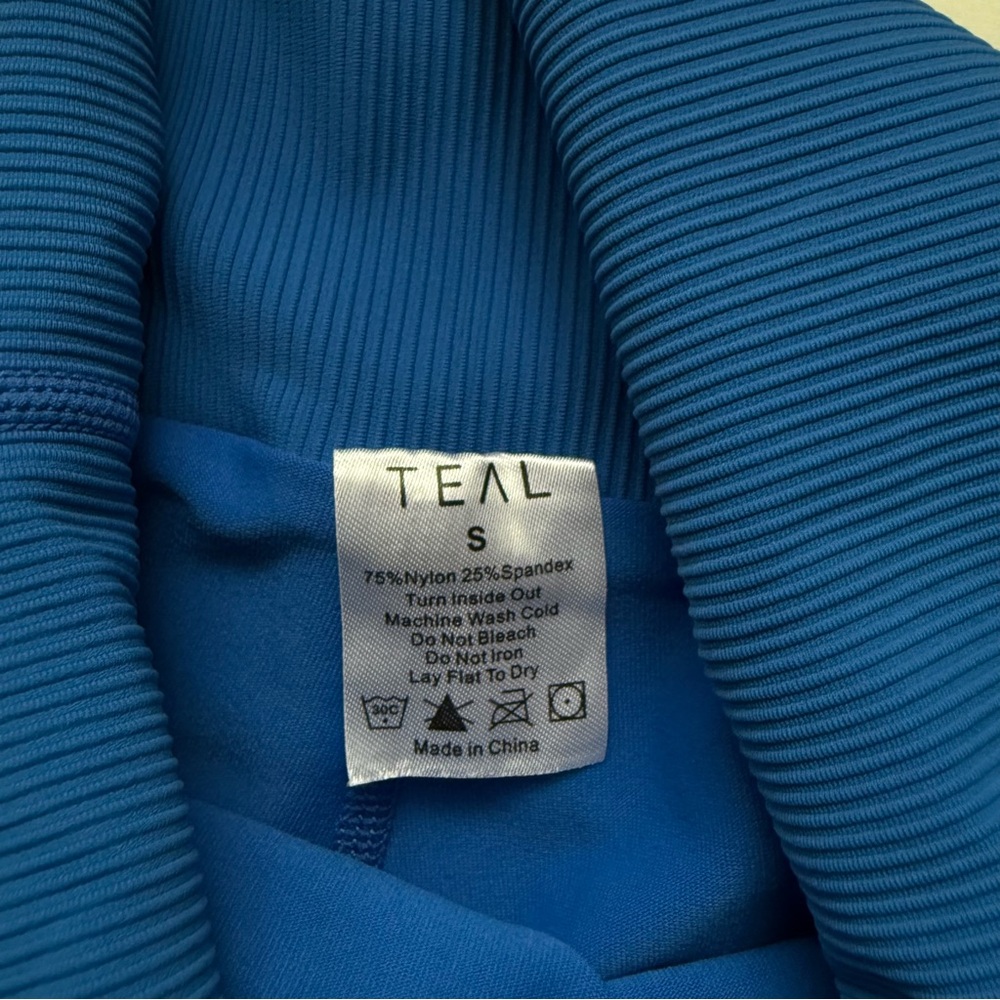 Active by Teal
Blue Women's Skirt
Scuba skater style skirt - Picture 2 of 5